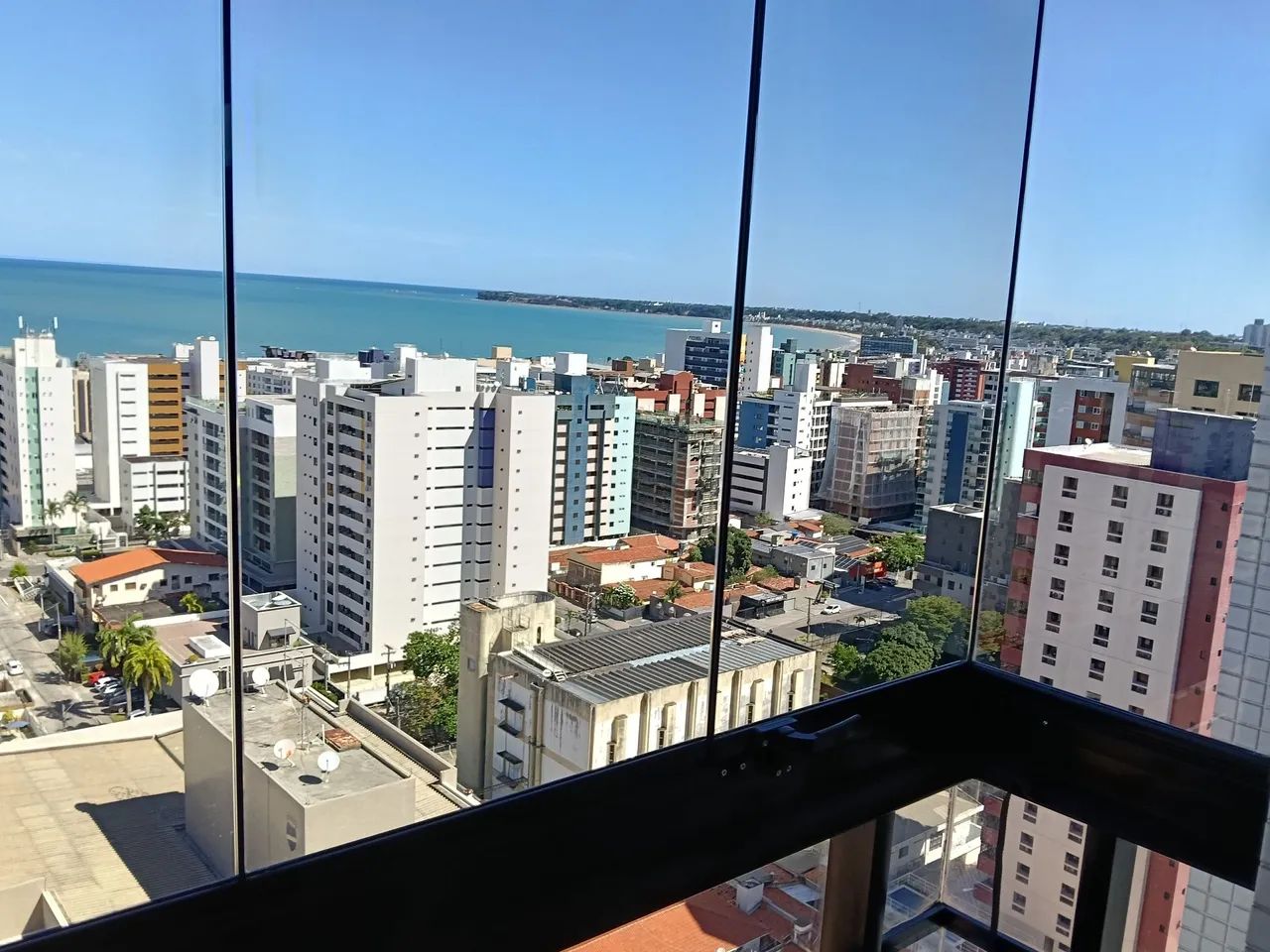 Manutenção elétrica, hidráulica instalação e manutenção de ar condicionado,fogão e gela... - Foto 3