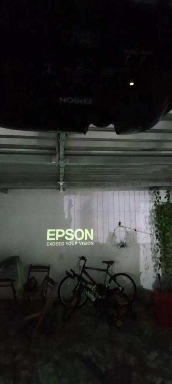 Epson S10 Projector402624792096286725
