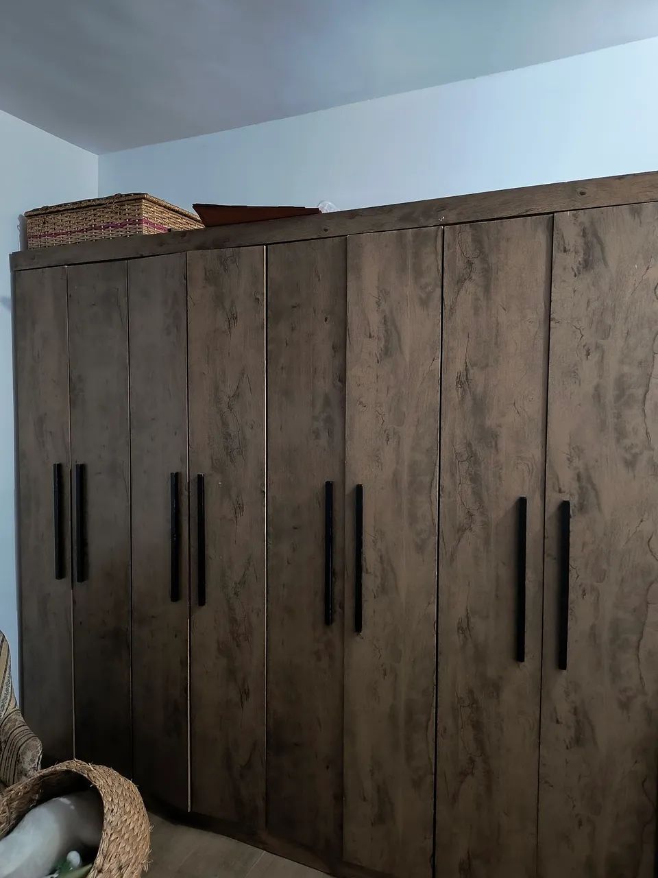 Guarda roupa 8 portas
