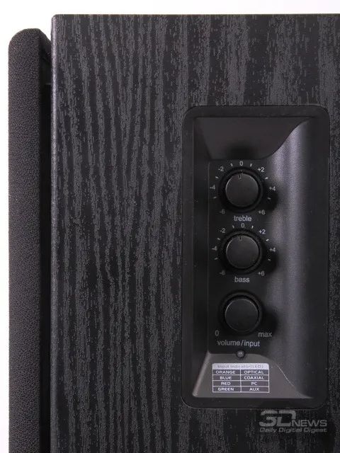 Monitor de Referência Edifier R2800 Studio 8 (impecável) 140w - Foto 3