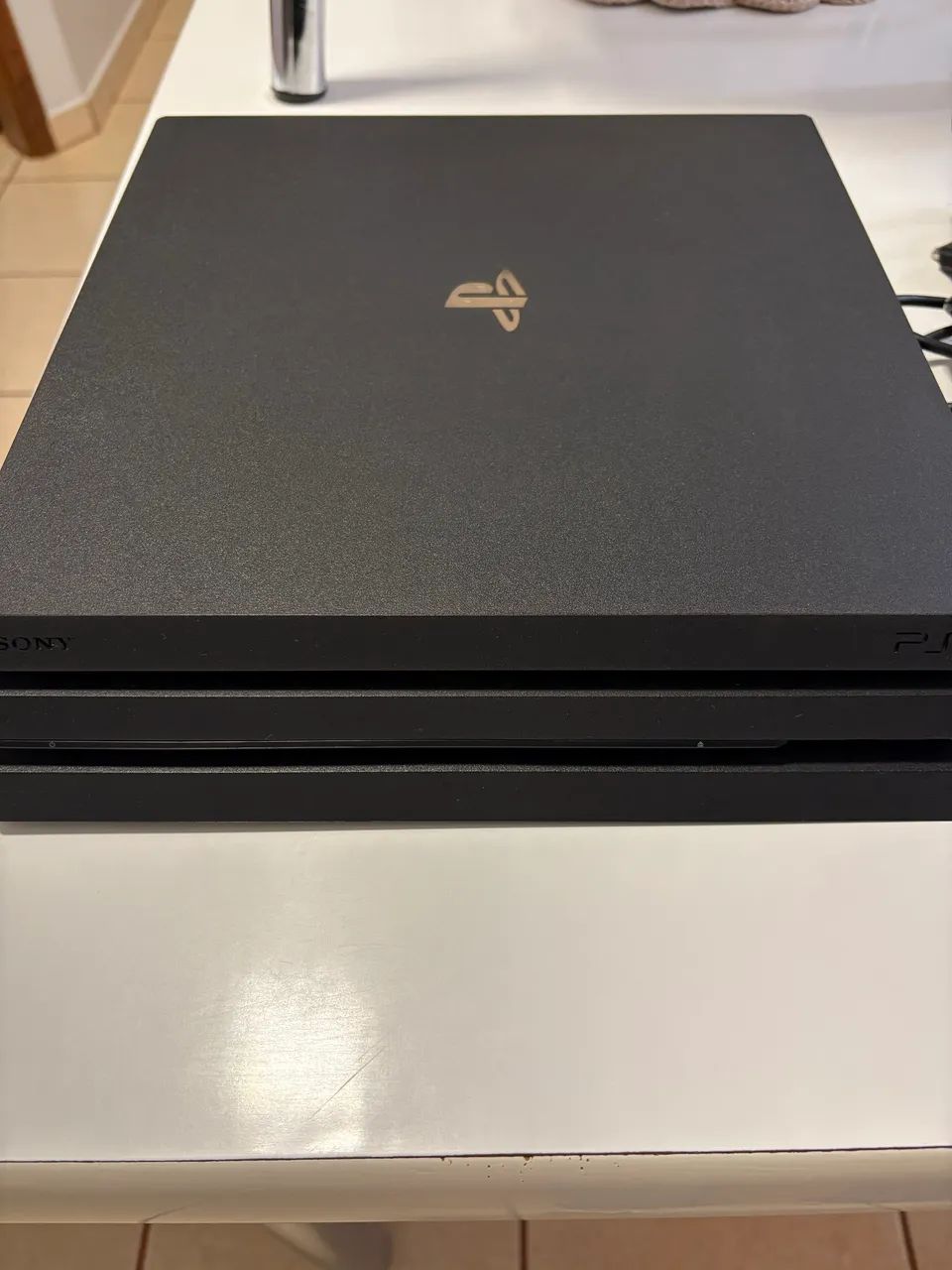 PS4 PRO - 1 TB - Foto 2