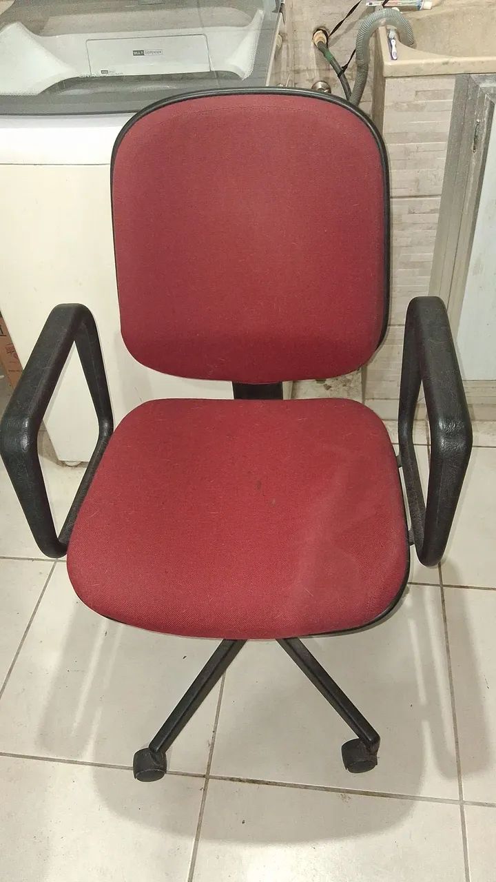 Cadeira giratória GIROFLEX 