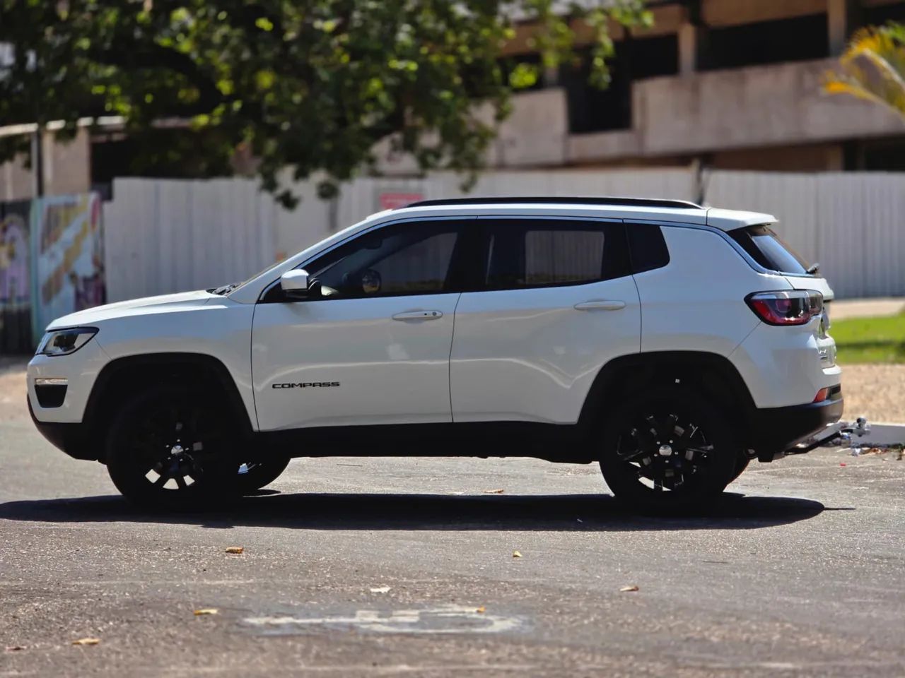 Jeep Compass Longitude 2.0 4X4 Dies. 16V Aut. 2018 - Foto 2
