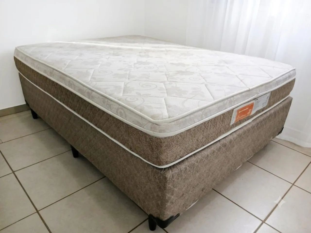 Cama casal box + colchão  - Foto 2