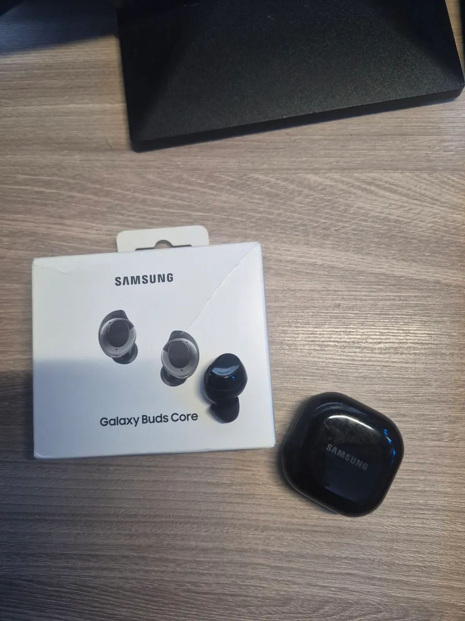 Fone de ouvido Galaxy buds core Somente lado direito 