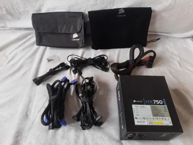 Fonte Corsair HX750 - Foto 2