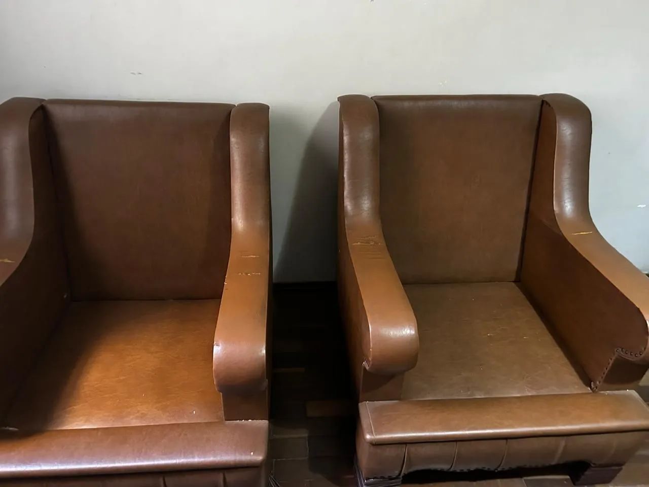 Conjunto de Sofá e Poltronas - Foto 5