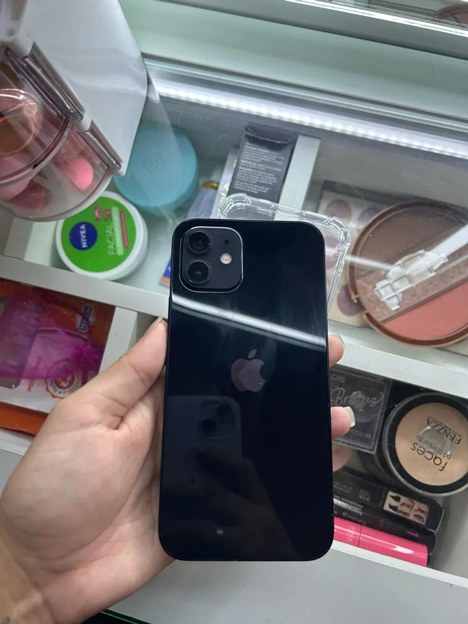  iPhone 12 64GB ? R$ 1.100