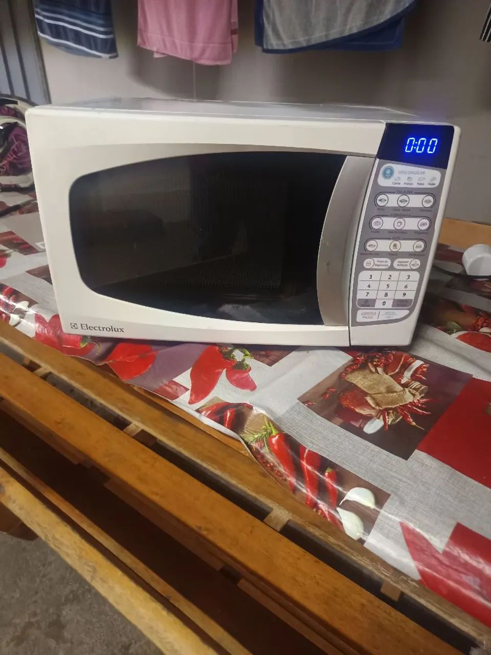 Microondas Eletrolux 20 litros 