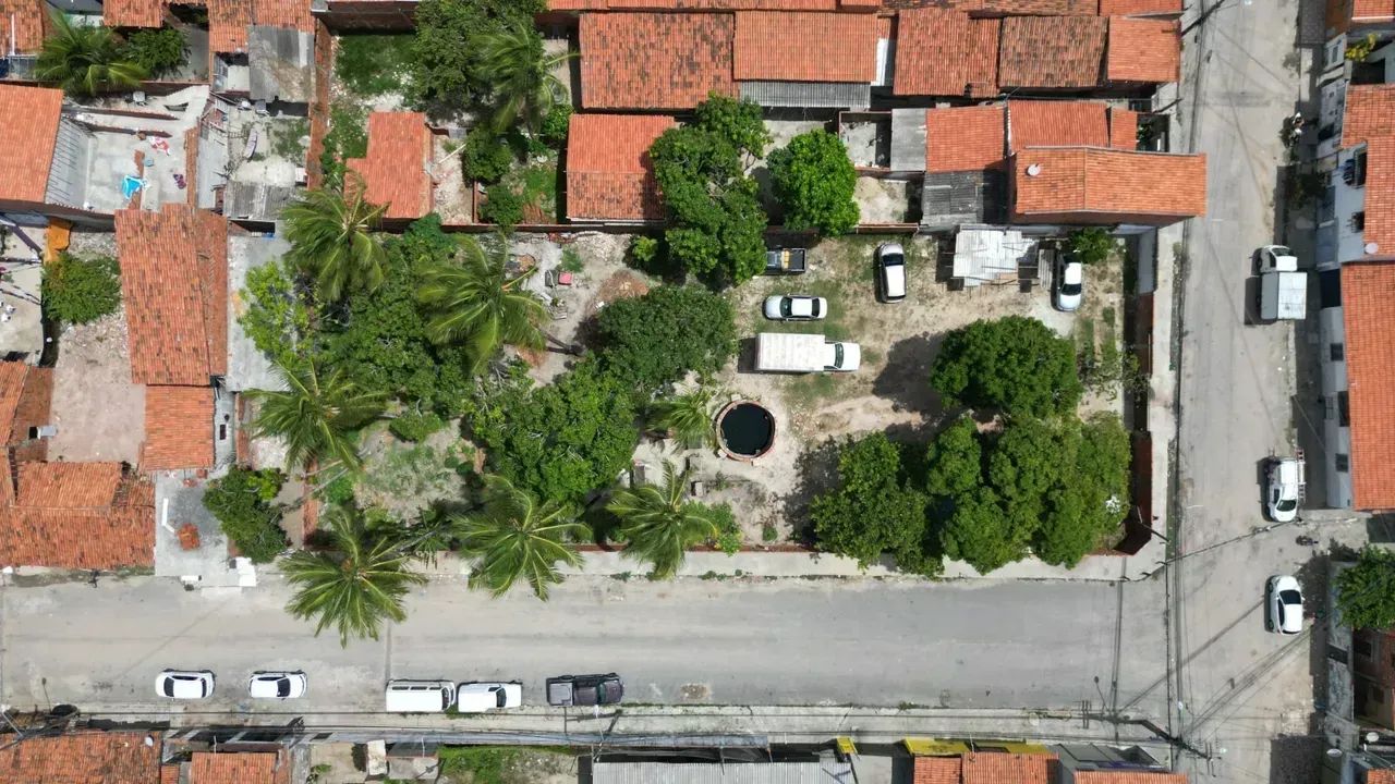Oportunidade ótimo terreno esquina Cidade dos Funcionários - Foto 5