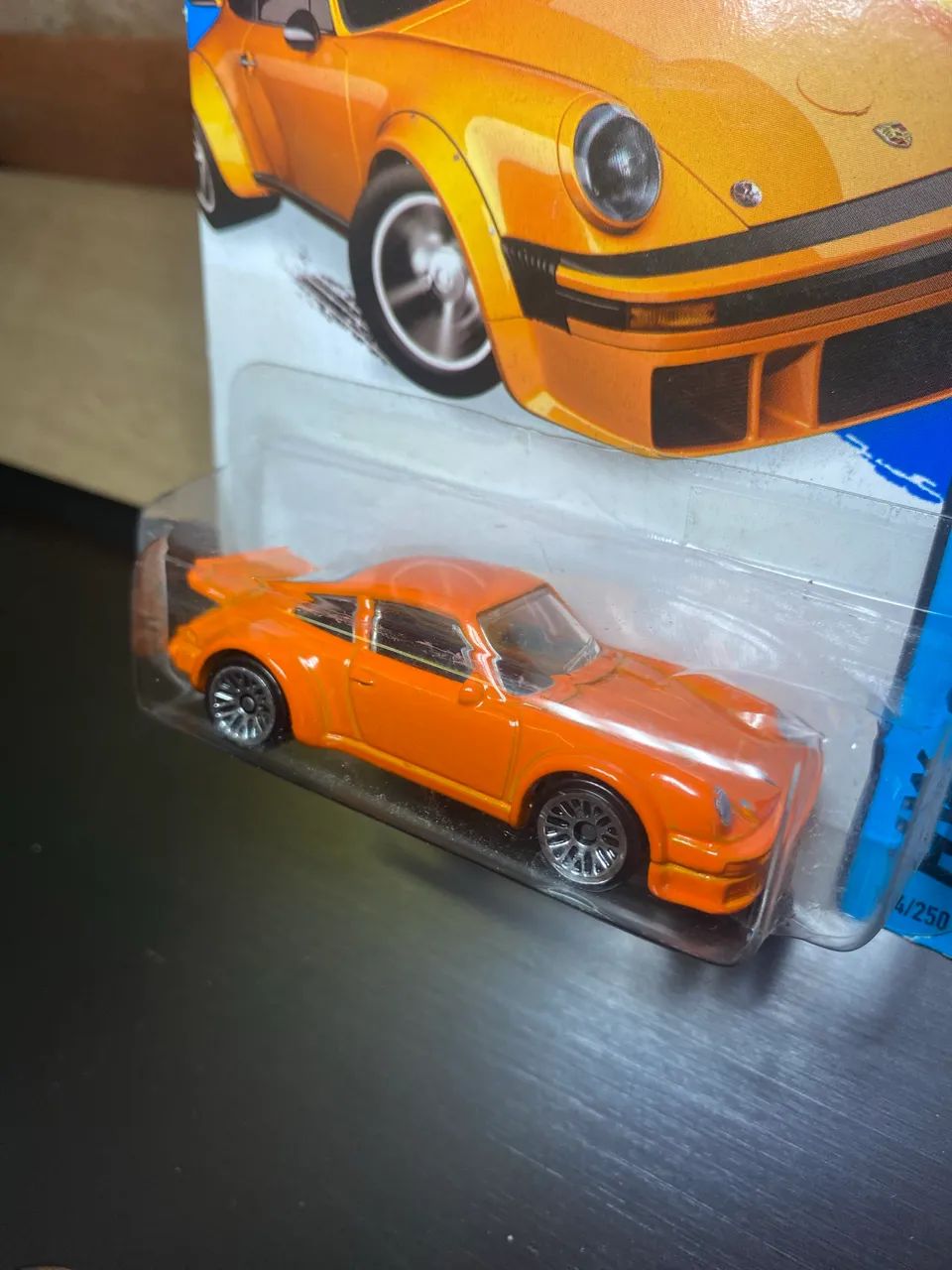 Hotwheels Porsche 934 Turbo RSR - Laranja - Foto 2