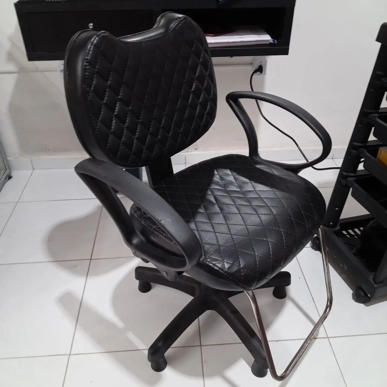 Cadeira de corte - Foto 2