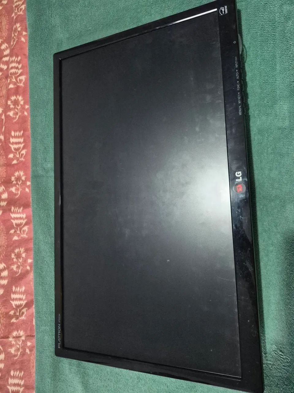 Vendo monitor LG de 24 polegadas 