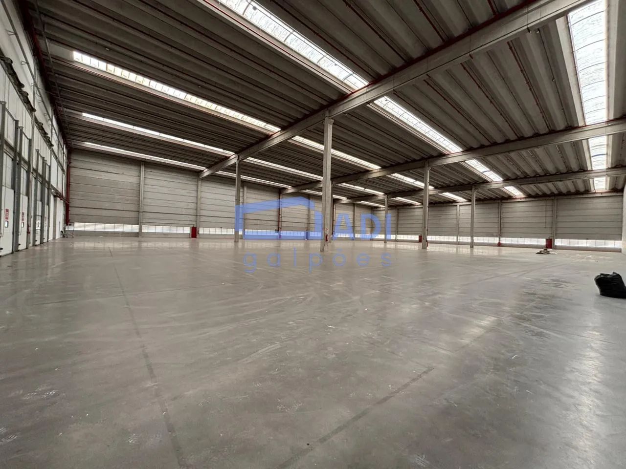 Galpão 7188 m² - Pé direito 12 - Castelo Branco  São Roque - Foto 2