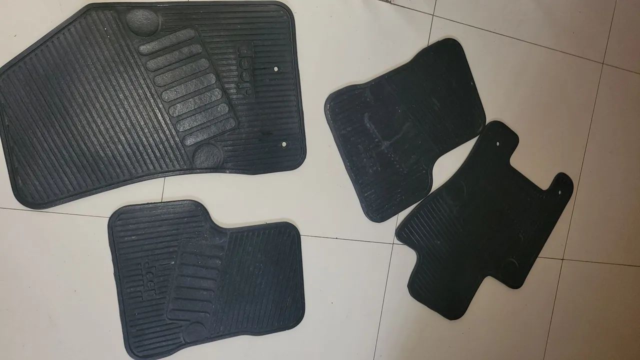 Tapetes para jeep - Foto 2