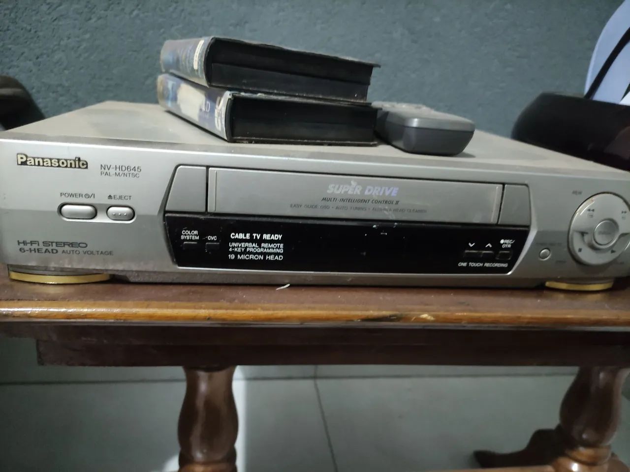 Vendo vídeo cassete