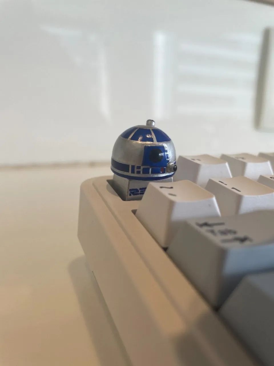 Keycap Star Wars R2D2 3D Artesanal | Switch MX - Foto 2