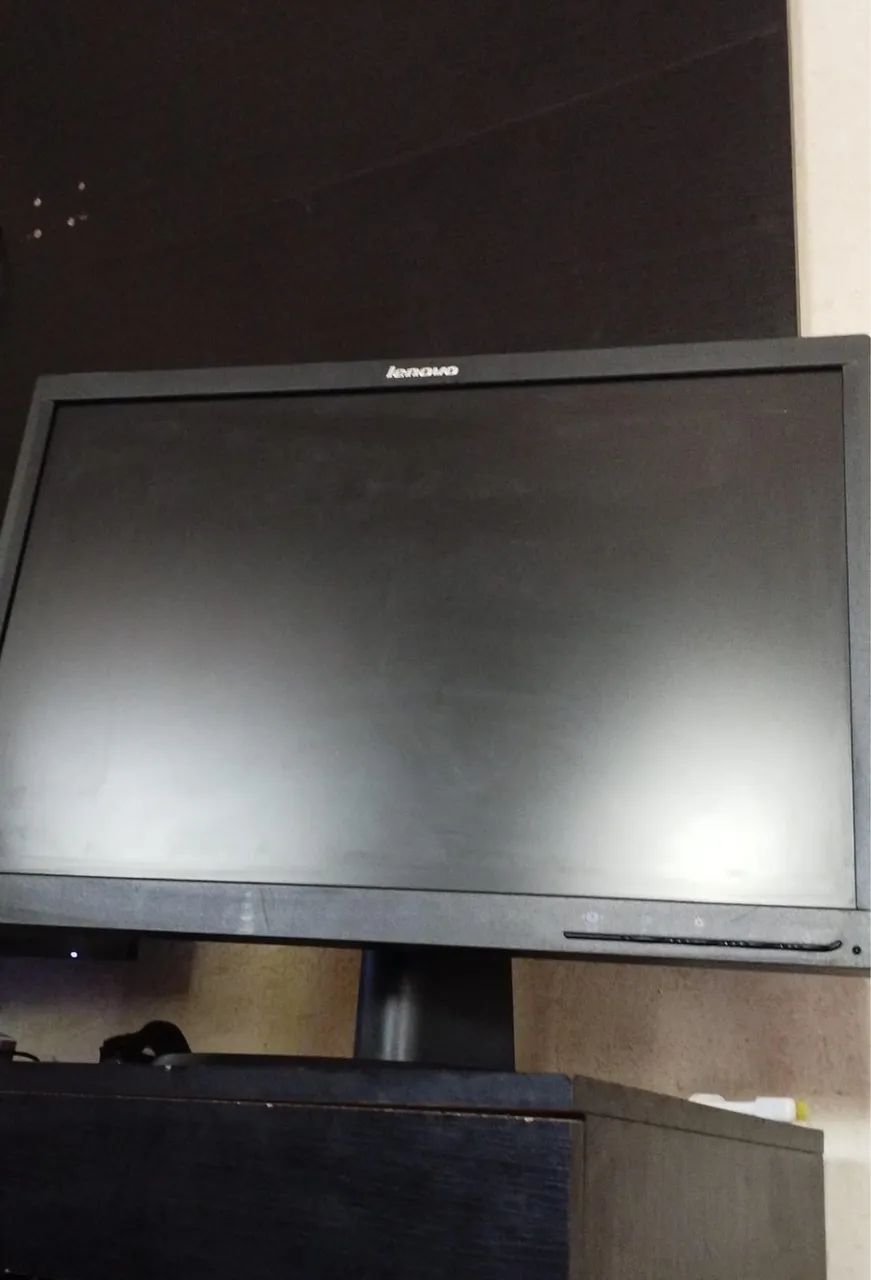 Monitor Lenovo HD "22