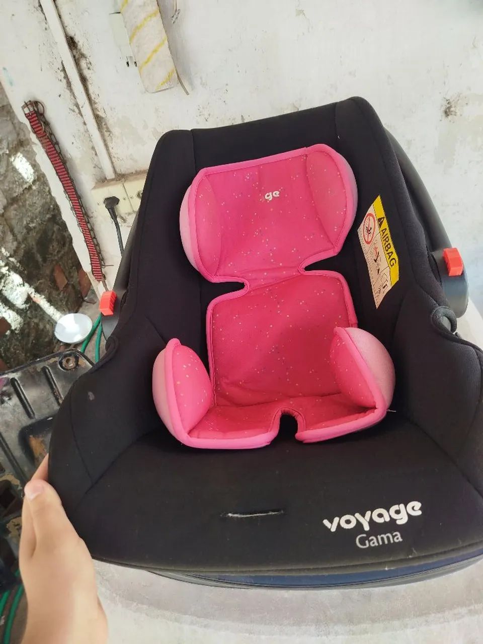 Bebê conforto da marca Voyage 