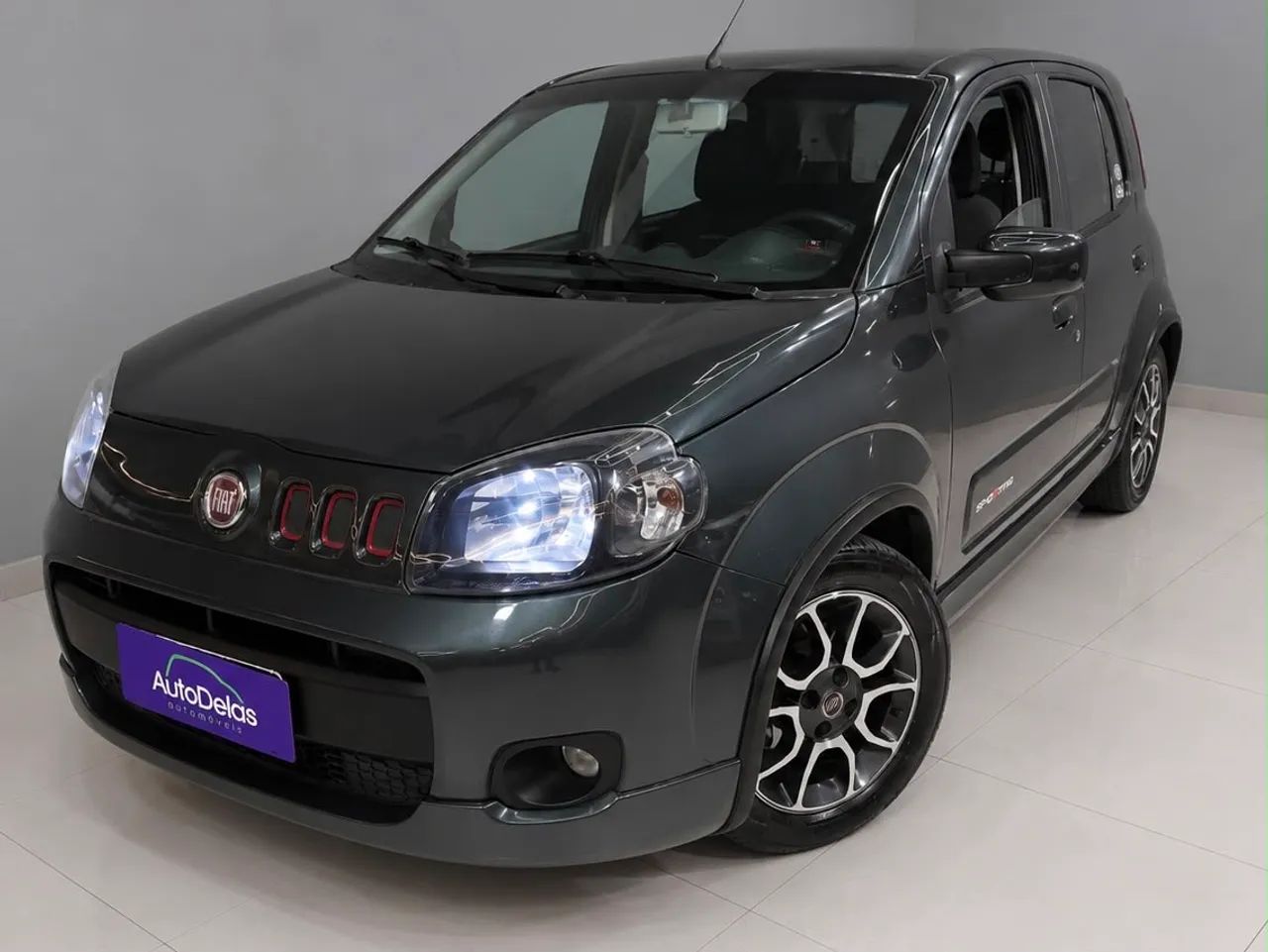 Fiat Uno Sporting 1.4 EVO Fire Flex 8V 4P 2012 - Foto 4