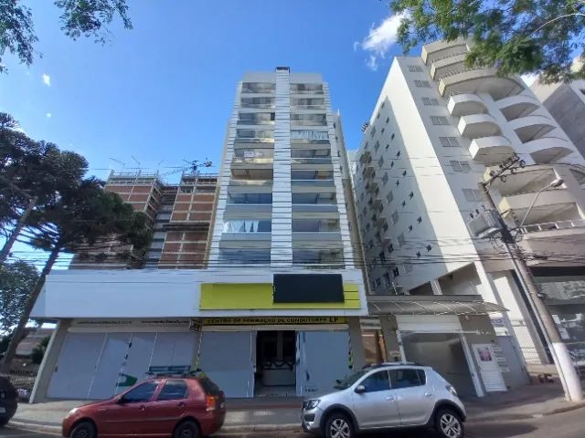 Apartamento com 03 quartos, centro, móveis, por 870 mil