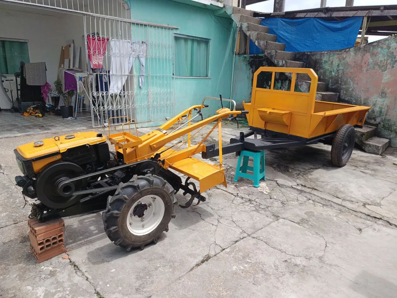 Microtrator 13hp a Diesel com Carreta  - Foto 3