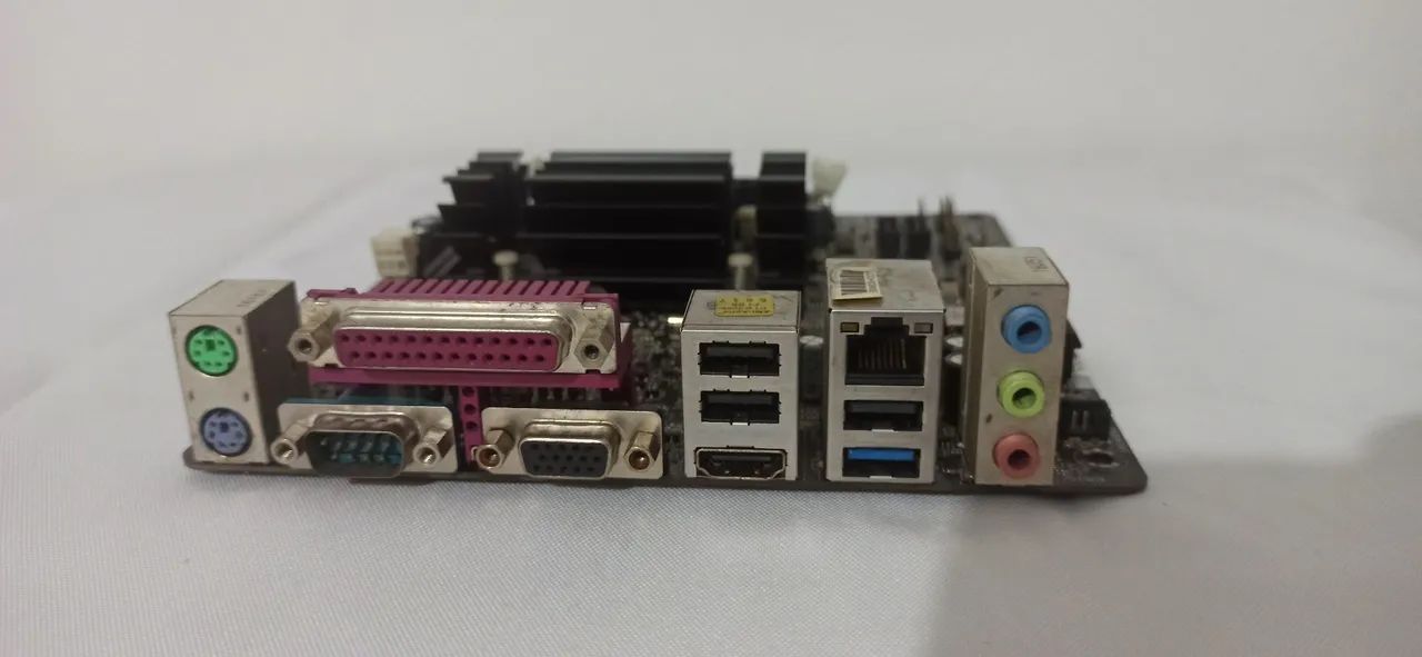 Placa-mãe ASROCK D1800B-ITX ddr3
