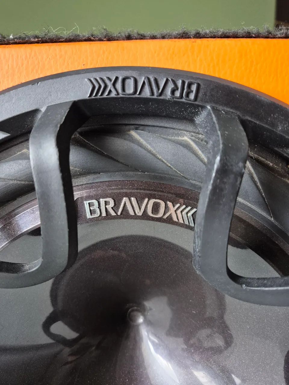 Sub Bravox 12" + Módulo Taramps 400 - Foto 3