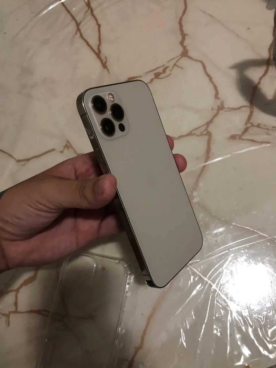 IPhone 12 Pro 128Gb Troco em iPhone 12 normal ou 11 com voltar sua  - Foto 2