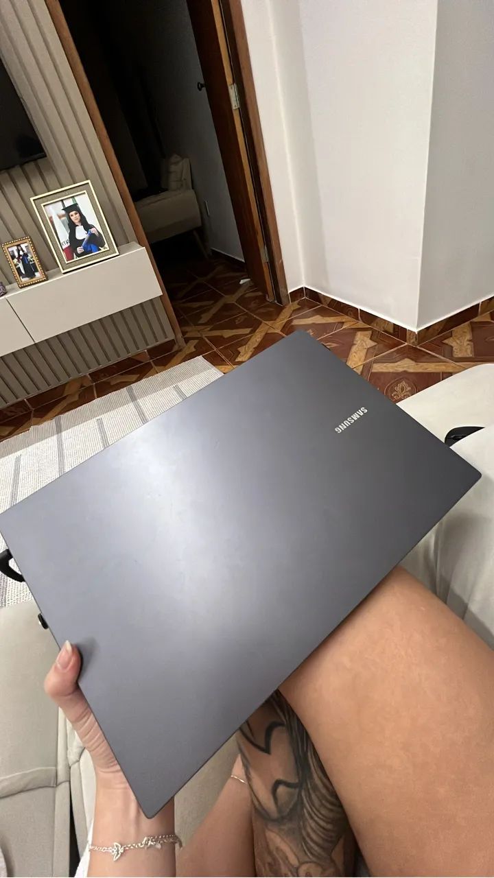 Vendo Samsung book 4 - Foto 2