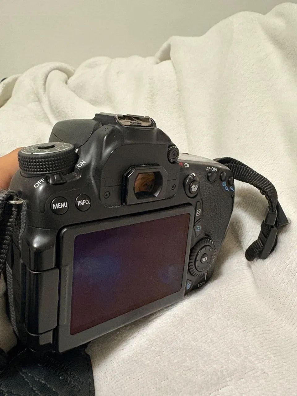 Canon EOS 70D - Foto 3