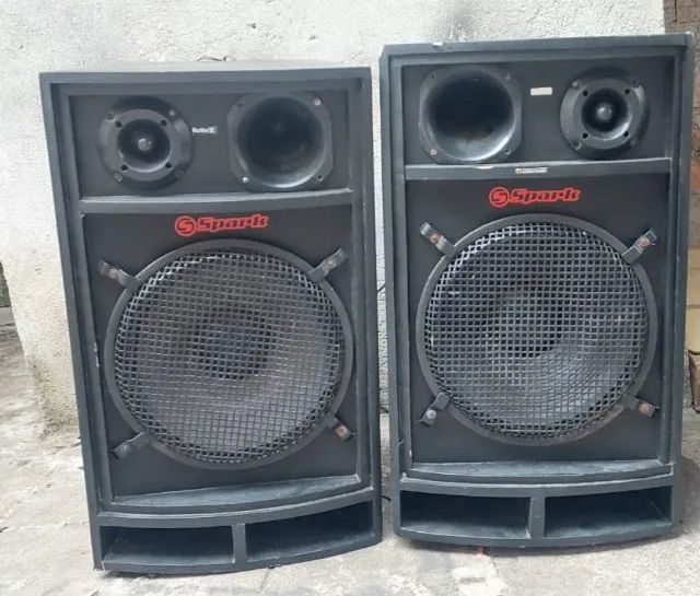 Caixa de Som 15? (Spark) o Par 650W 