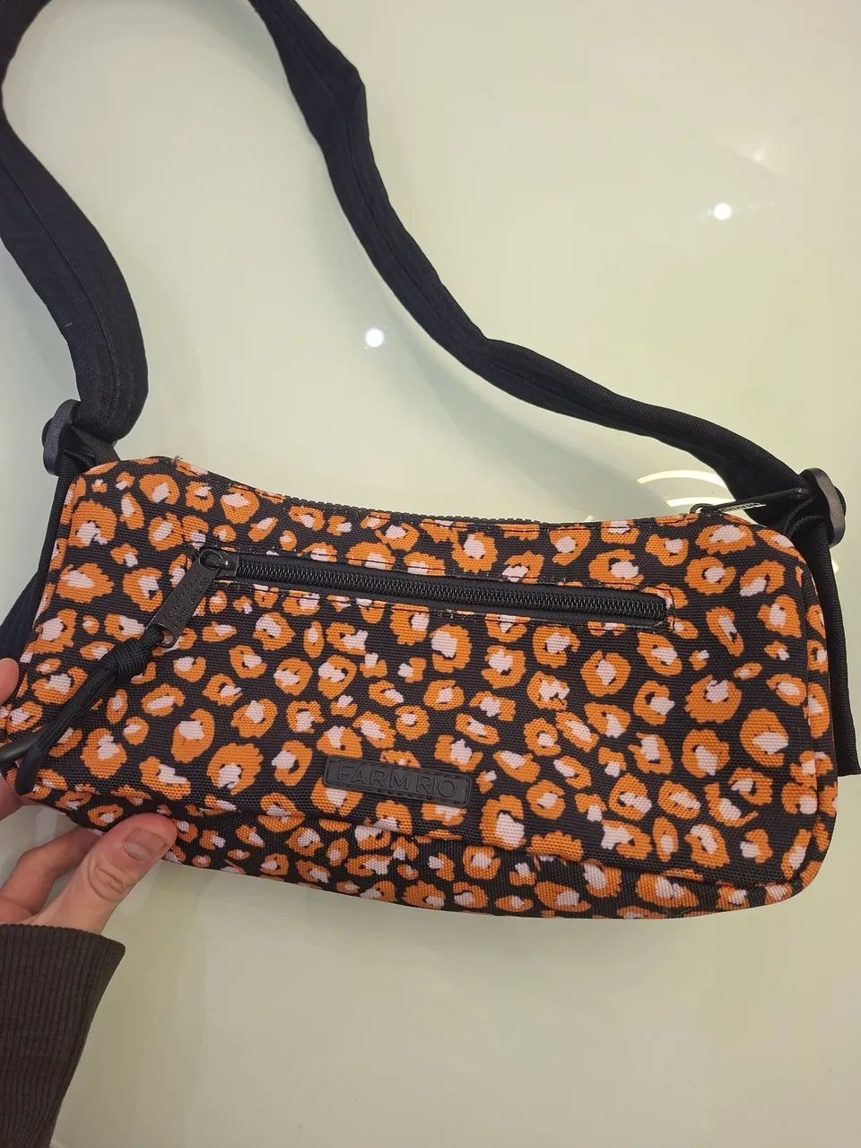 Bolsa Shoulder Bag Farm ( estampa de onça ) - Foto 4