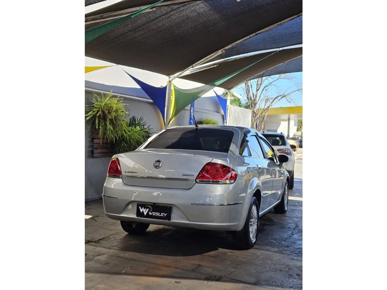 Fiat Linea Essence 1.8 Flex 16V 4P 2013 - Foto 4