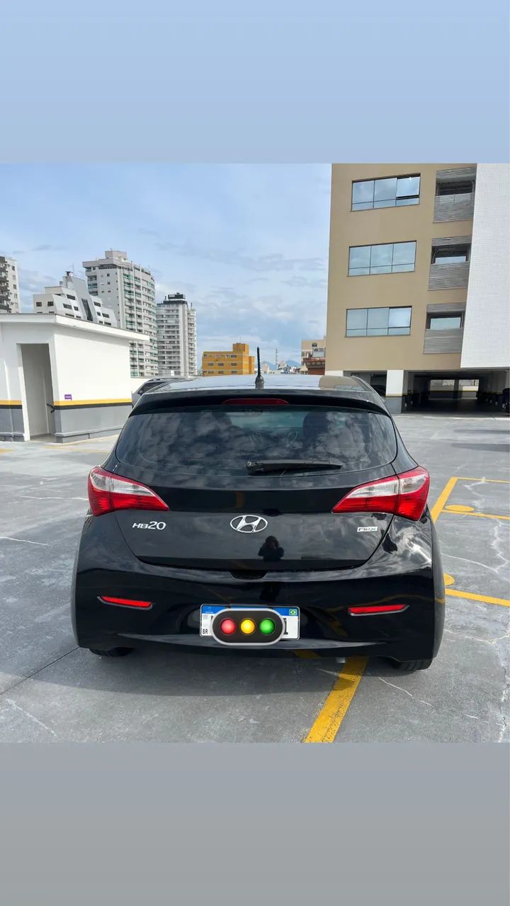 Hyundai HB20 Comf./c.plus/c.style 1.0 Flex 12V 2013 - Foto 4