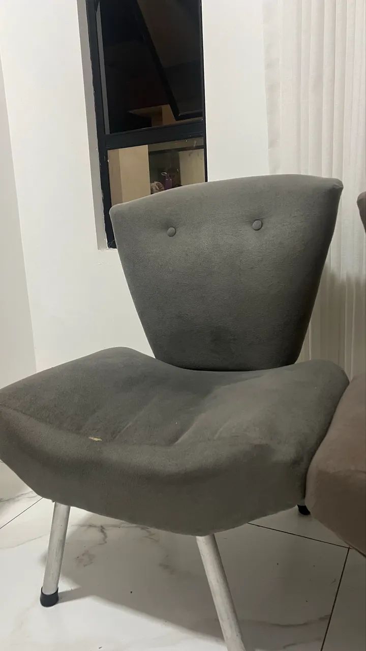 DUAS POLTRONAS CINZA - Foto 4