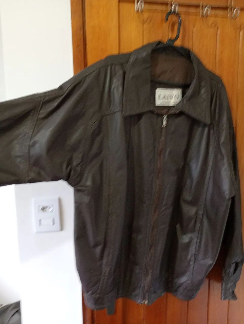 Jaqueta masculina em couro legítimo. - Foto 2