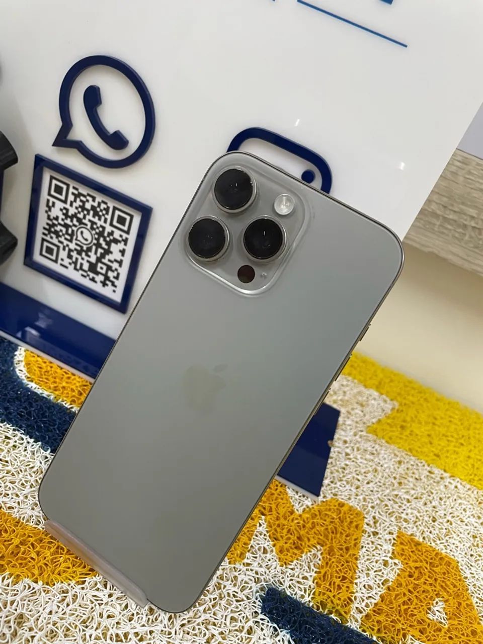 Iphone 15 pro Max 256 85 %  - Foto 4