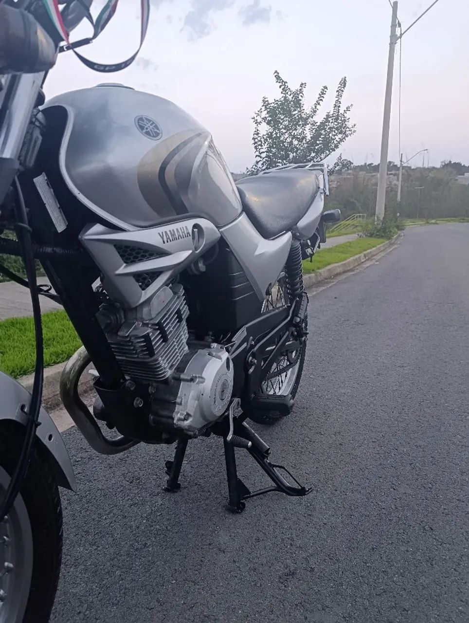 Yamaha YBR 125 - 2007 - Foto 5