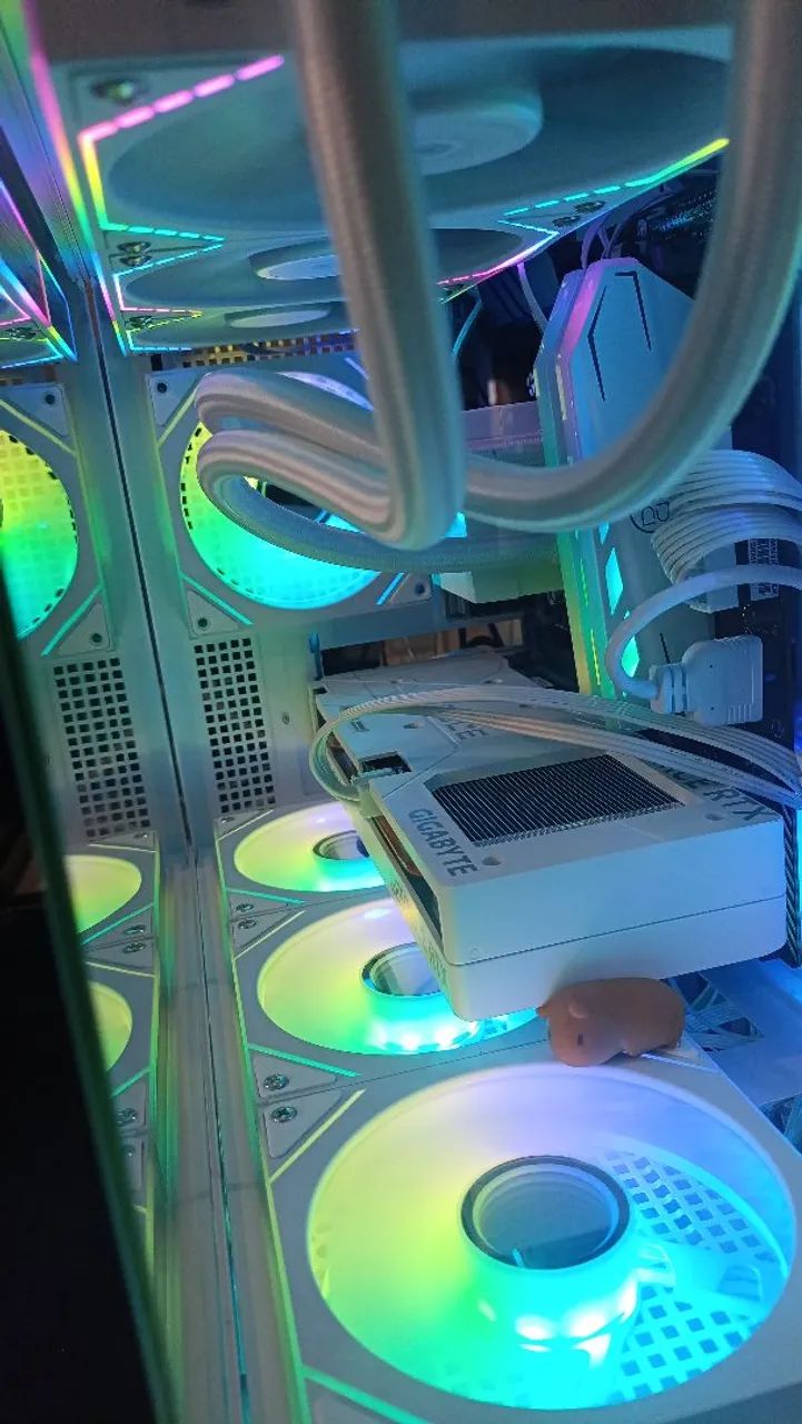 Rtx 4060 gigabyte eagle oc Branca  - Foto 2