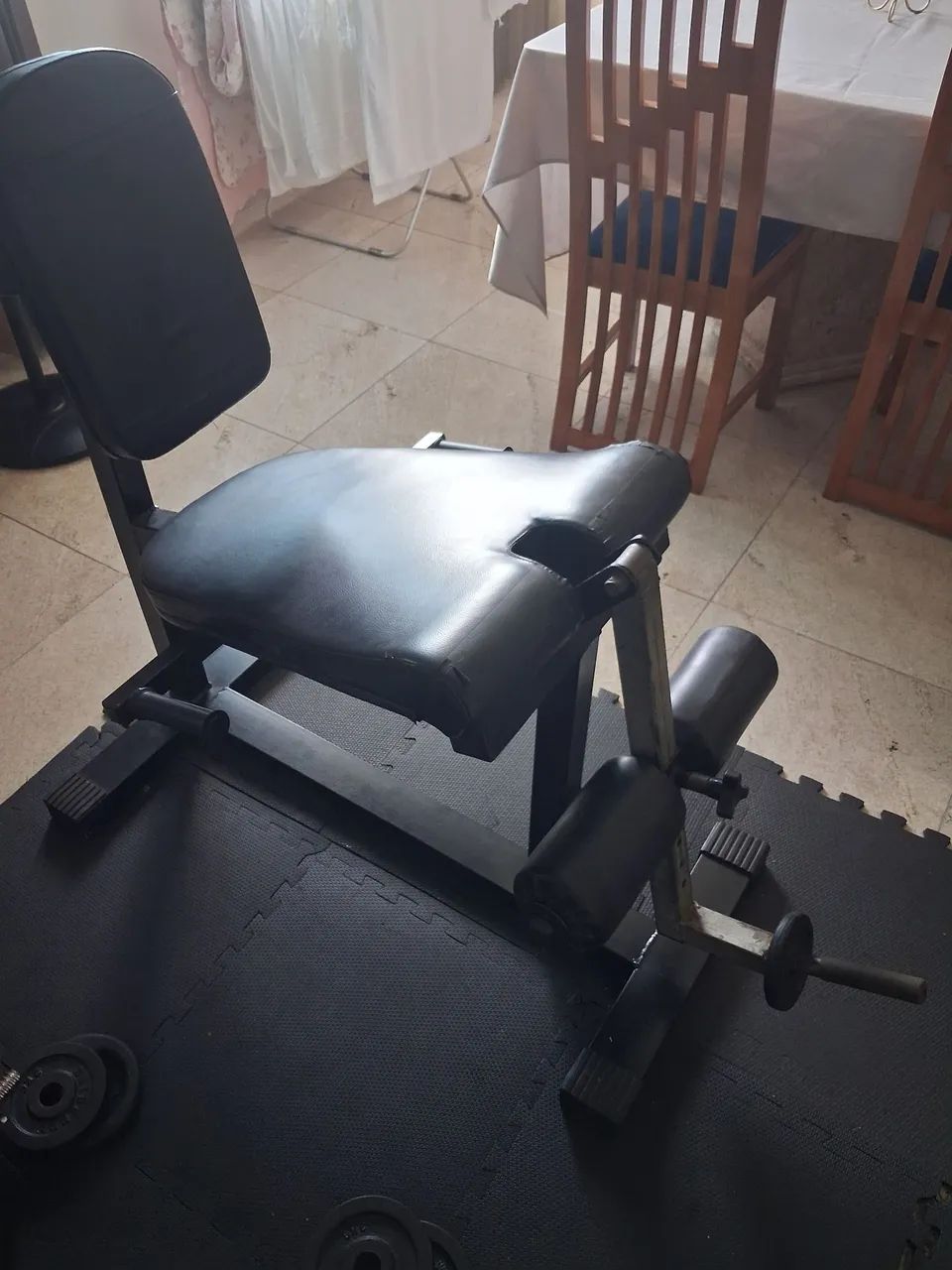 Vendo Cadeira extensora  - Foto 5