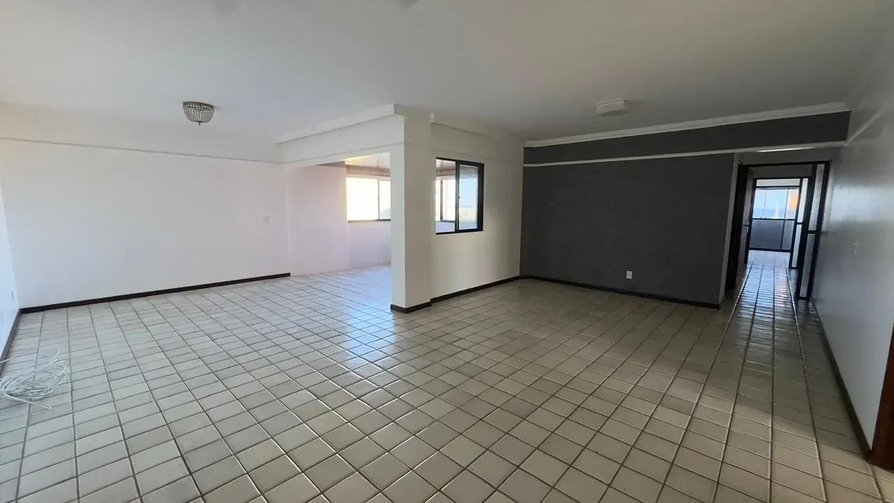 Vendo apartamento com 177m2 e 4 suítes- Farol em Maceió/AL