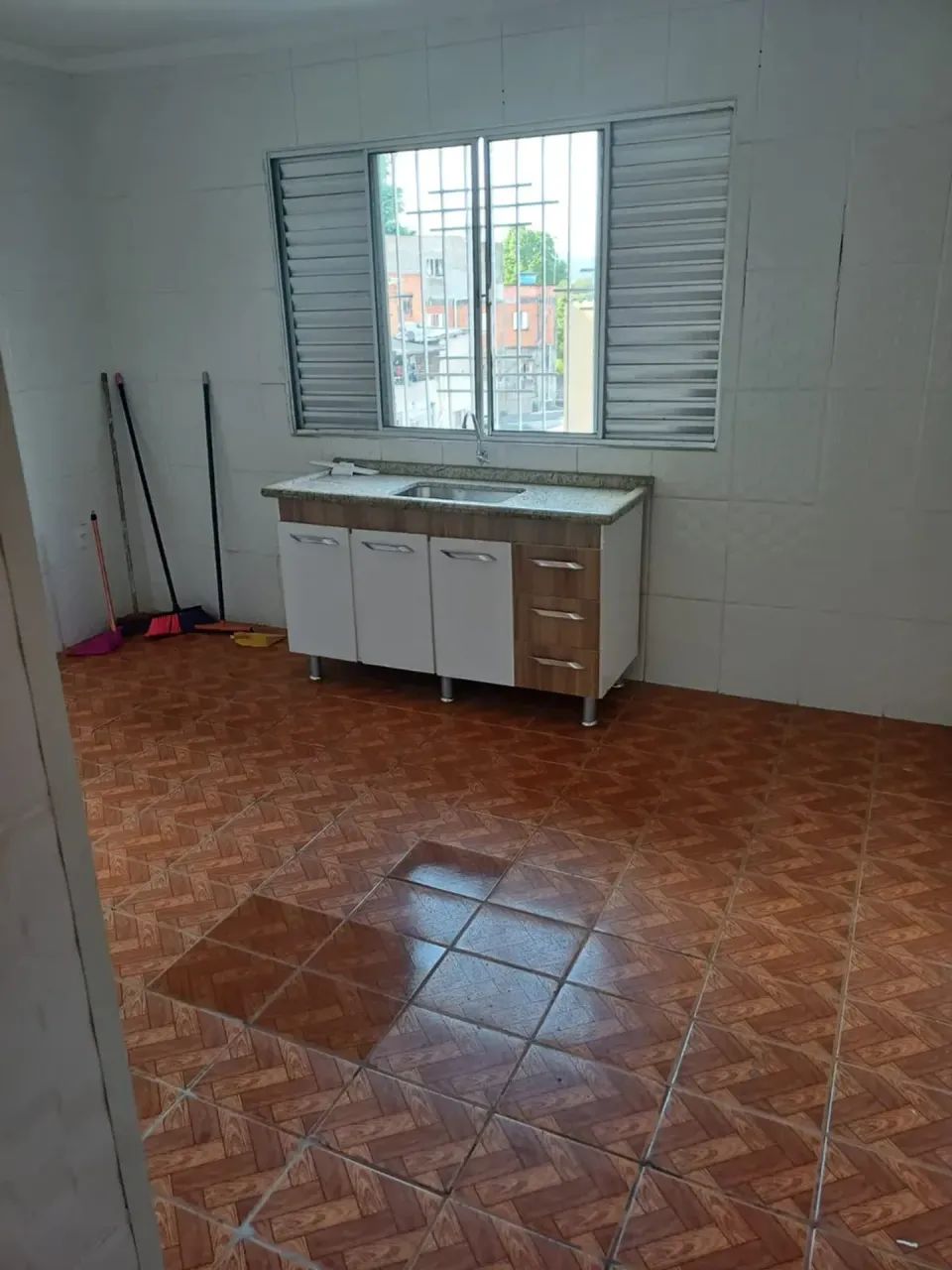 Casa com 3 Cômodos -  Parque das Américas - Mauá - SP