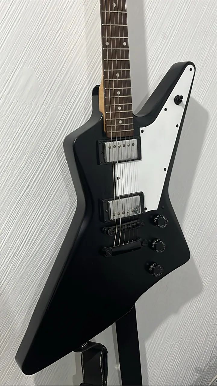 Guitarra Explorer Crafter - Foto 2
