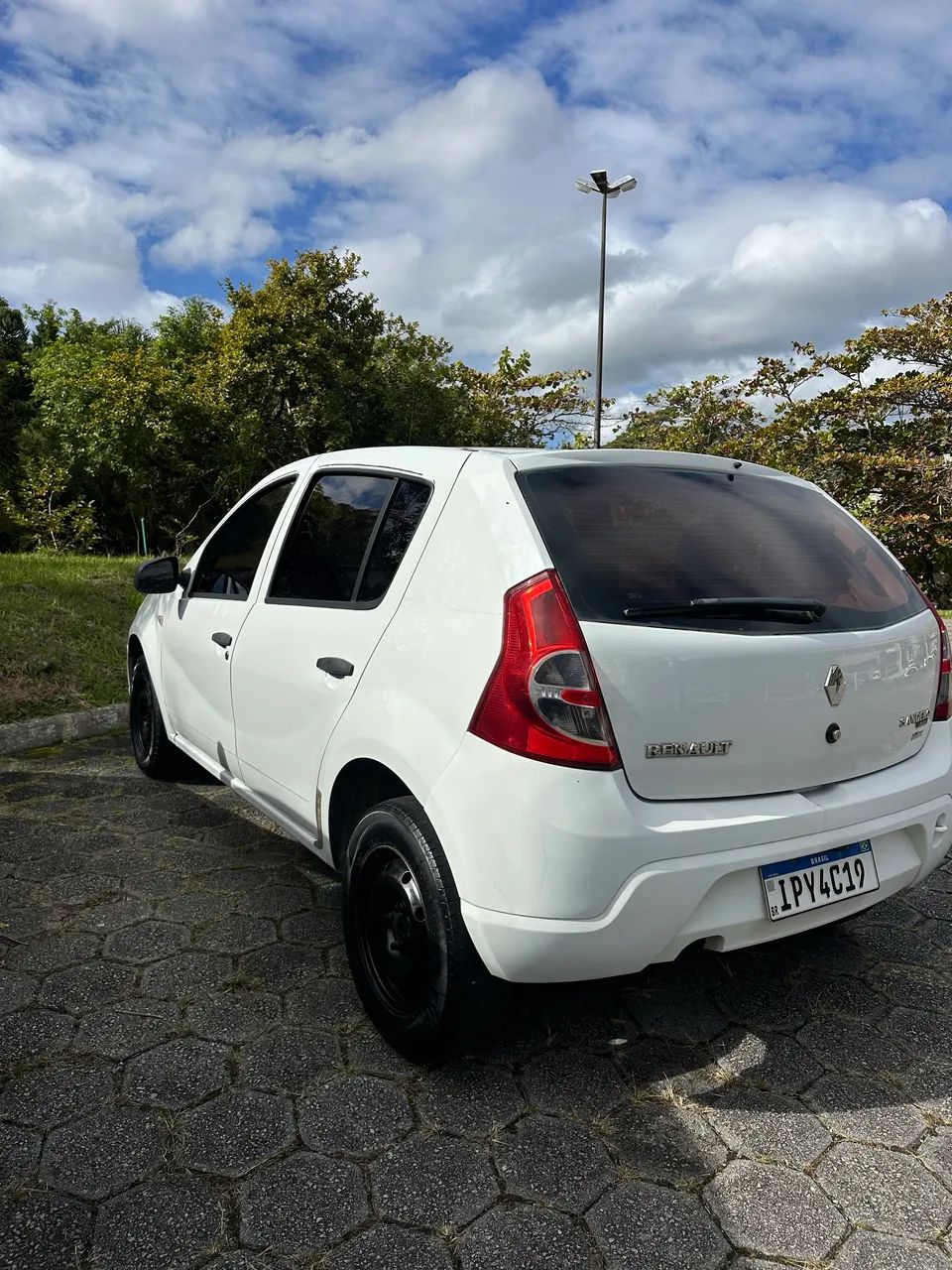 Renault Sandero 2010