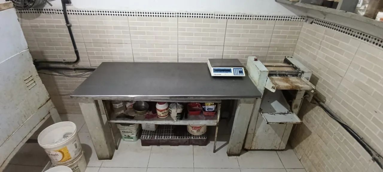 Equipamentos   p padaria e  mercadorias  em perfeitas condições  - Foto 5