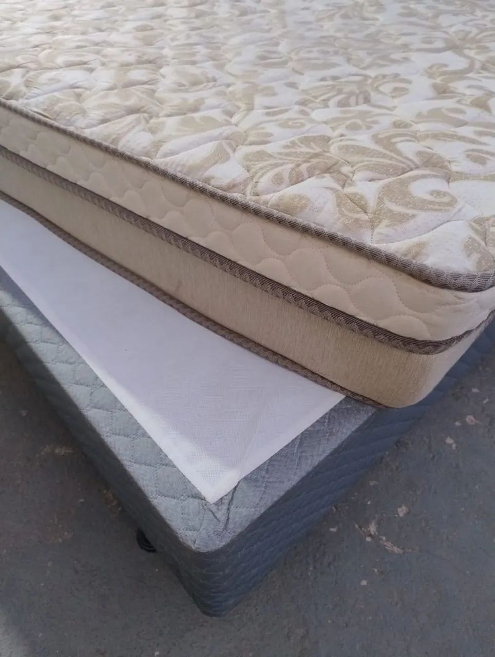 Cama Queen com colchão entrego sem taxa  - Foto 2