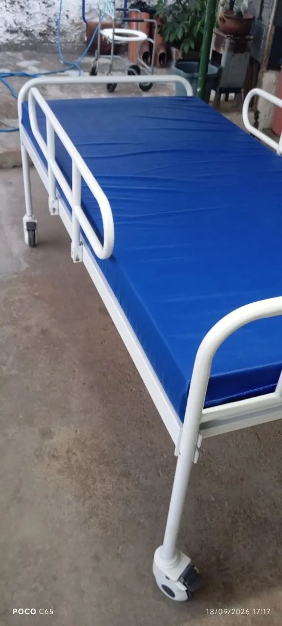 Cama hospitalar com colchão  - Foto 2