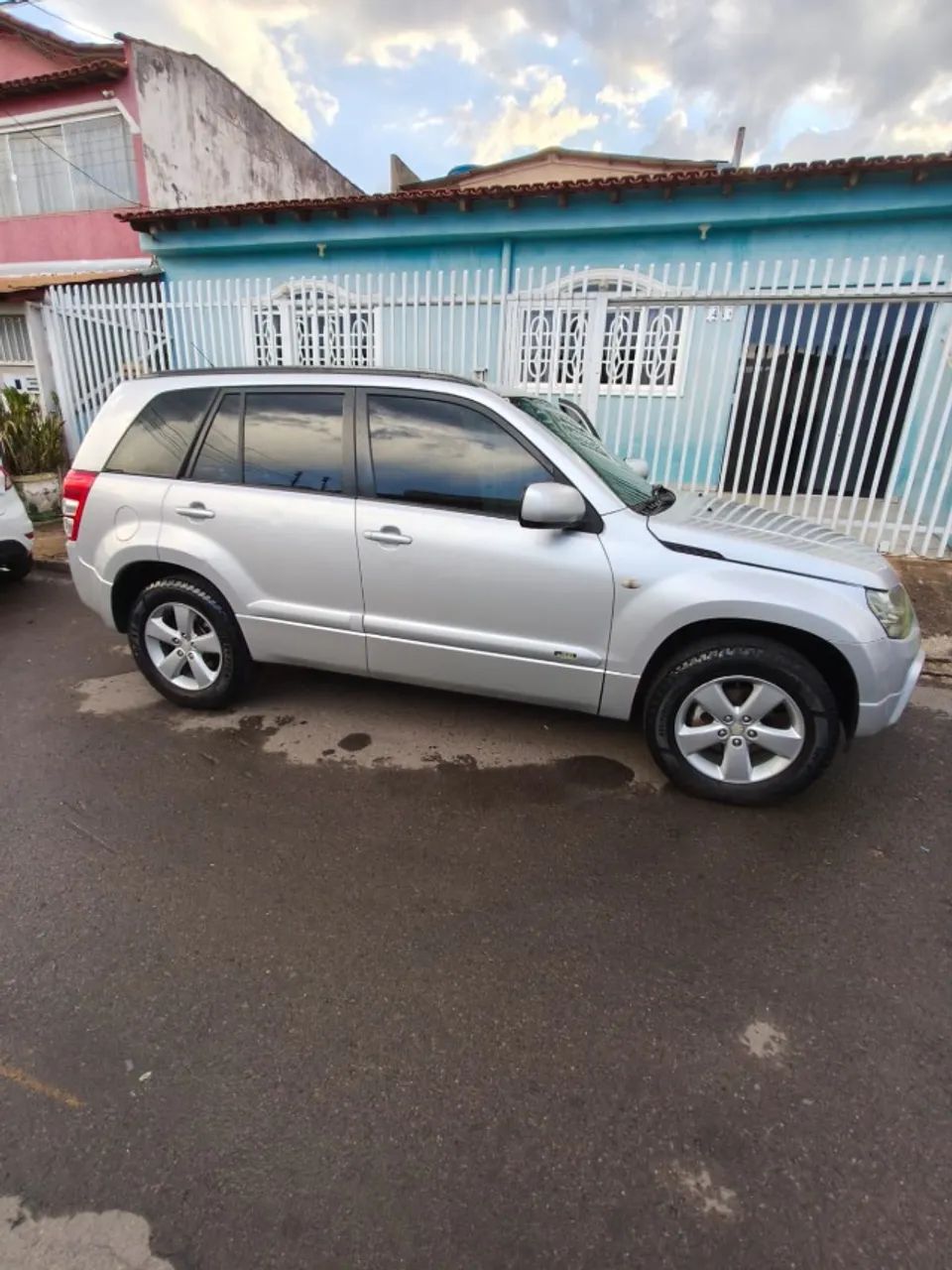 Suzuki Grand Vitara Grand Vitara 2.0 16V 4x2/4x4 5p Aut. 2010