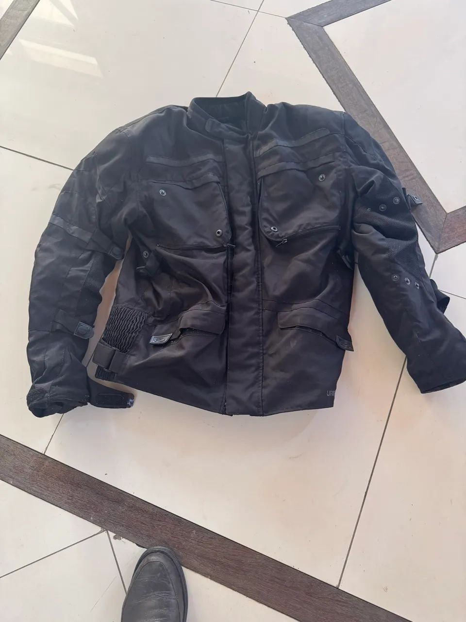 Jaqueta para motoqueiro com proteção
